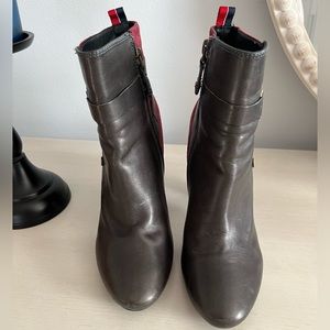 !!!Donated!!!Tommy Hilfiger women booties